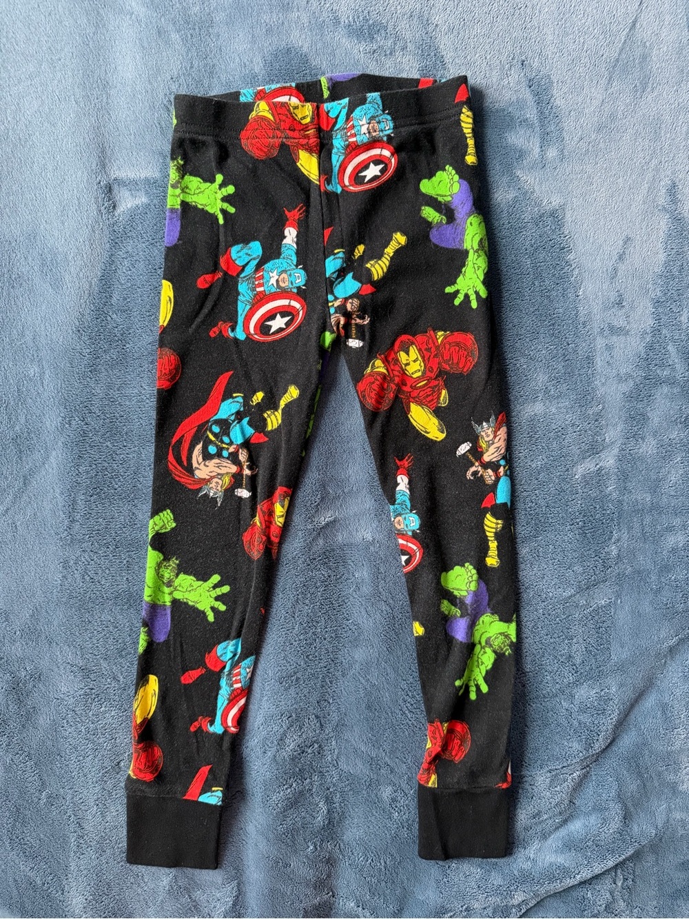 MARVEL | AMAZON ESSENTIALS | Long Sleeve | Pants | Pj’s | Pajama Set - Picture 2 of 7